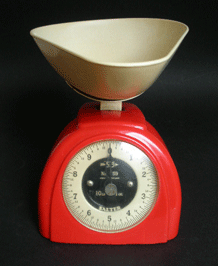 VINTAGE SALTER KITCHEN SCALES (No59)