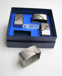 RETRO TAWLITE STAINLESS STEEL NAPKIN RINGS IN ORIGINAL BOX