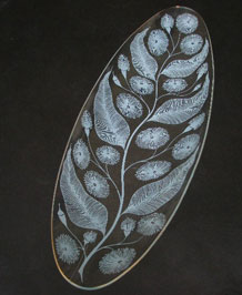 CHANCE GLASS LONGBOAT DISH IN 'CALYPTO' DESIGN BY MICHAEL HARRIS