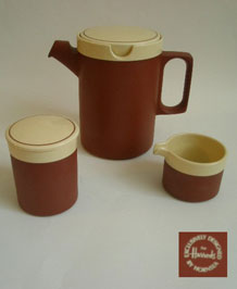 HORNSEA CINNAMON COFFEE/ TEA POT WITH JUG AND SUGAR POT DESIGNED BY QUEENSBERRY AND HUNT