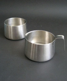 OLD HALL STAINLESS STEEL CAMPDEN MILK AND SUGAR
