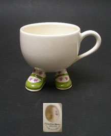 CARLTON WARE WALKING WARE CUP WITH GREEN SHOES