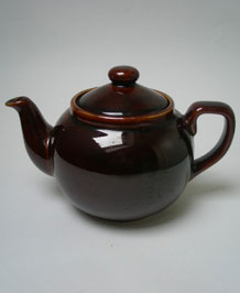                                                                                                                                                                                        VINTAGE ARTHUR WOOD BROWN BETTY 2 PINT TEAPOT