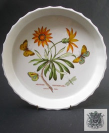 PORTMEIRION BOTANIC GARDEN AFRICAN DAISY FLAN DISH DESIGNED BY SUSAN WILLIAMS- ELLIS
