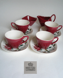 VINTAGE MIDWINTER STYLECRAFT CUPS AND SAUCERS (x4) & MILK AND SUGAR