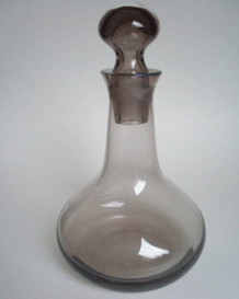        CAITHNESS GLASS LYBSTER DECANTER DESIGNED BY COLIN TERRIS IN 1972BY