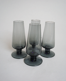 CAITHNESS GLASS SHERRY GOBLETS (X4) IN SOOT DESIGNED BY DOMHNALL O BROIN IN 1962