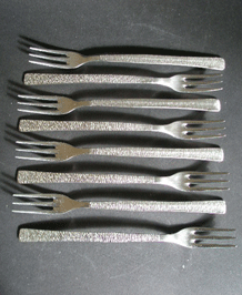 VINERS STUDIO STAINLESS STEEL FORKS DESIGNED BY GERALD BENNEY X8