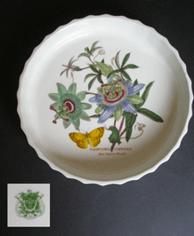                                 PORTMEIRION BOTANIC GARDEN 24cm FLAN / QUICHE DISH DESIGNED BY SUSAN WILLIAMS ELLIS IN 1972