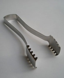 VINERS STAINLESS STEEL TONGS
