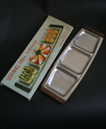1960s STAINLESS STEEL HORS D' OEUVRES SERVING DISH IN ORIGINAL BOX