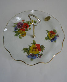    CHANCE GLASS PANSY CAKE PLATE WITH DETACHABLE HANDLE
