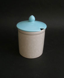 POOLE TWINTONE SKY BLUE & SEAGULL JAM POT